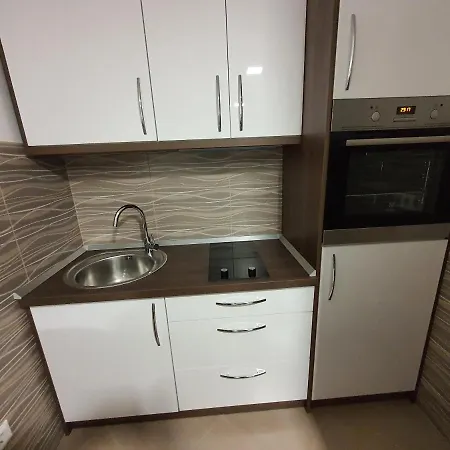 Apartman Titanic 1 多博伊