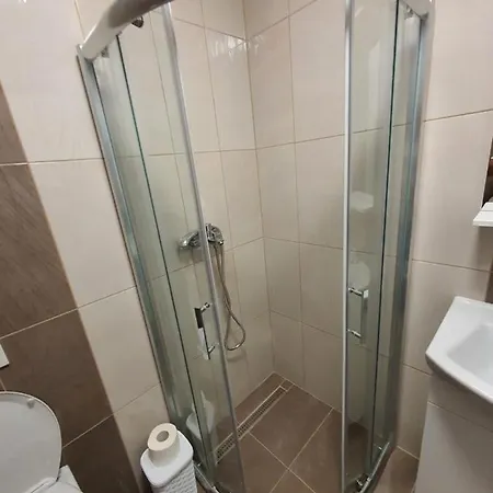 Apartman Titanic 1 * 多博伊